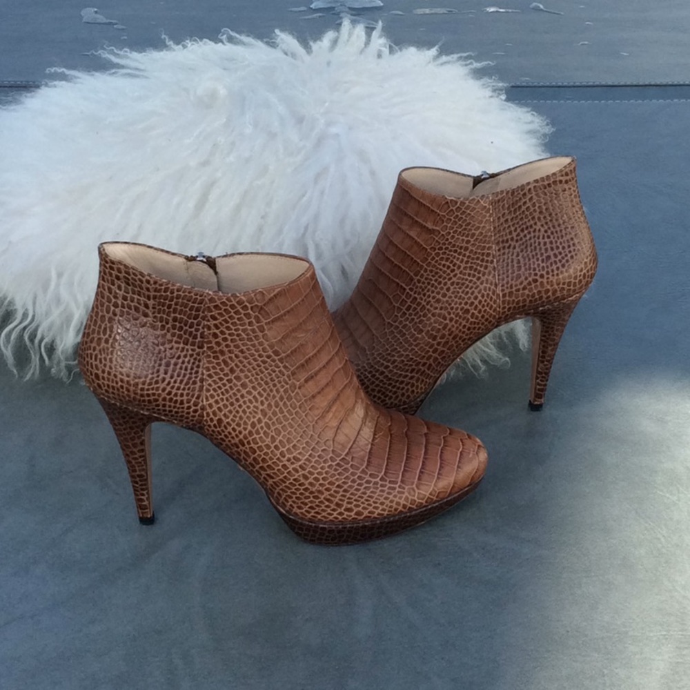 Prada crocodile bootie tan size 39 - Picture 1 of 8